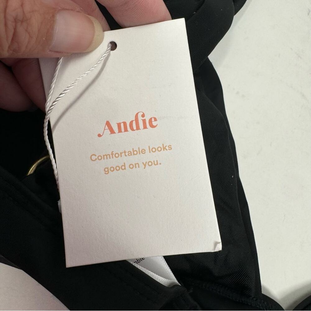 Andie Swim The Caicos Triangle Bikini TopnBlack‎ Adjustable Cups Size M NEW - Picture 12 of 14